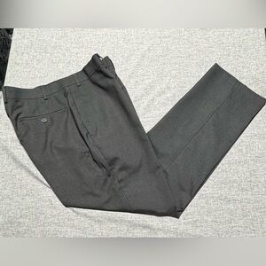Calvin Klein Men’s Slim Fit Dark Grey Dress Pants Size 38x30
